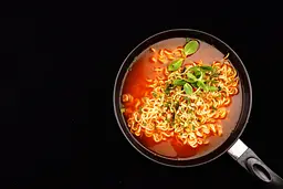Локшина швидкого приготування Nongshim Shin Kimchi Ramyu з Кімчі 120 г - мініатюра 3
