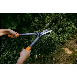 Ножиці для живоплоту Fiskars HS72 з силовим приводом (1000596) - мініатюра 4
