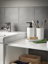 Набір аксесуарів для ванної кімнати IKEA 3 предмети дозатор, стакан і підставка, біло-чорний - мініатюра 5