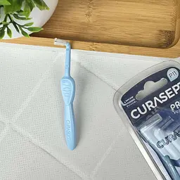 Міжзубний йоржик кутові Curasept Proxi Angle P11, ISO3 (1.1 мм, блакитний) без ковпачка, 1 шт