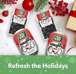 Драже Tic Tac Naughty or Nice Lumps of Coal Sour Cherry Mints 23.8г - мініатюра 3