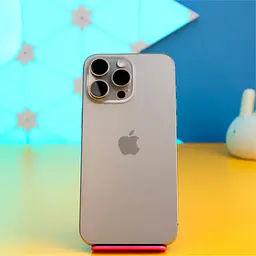 Смартфон Apple iPhone 15 Pro Max 256 ГБ натуральний титан (MU793) б/в [176140]