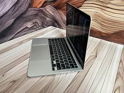 Ноутбук Apple MacBook Pro 13" 2020 i7/32GB/512GB (C02DR2ADML87) Б/в - мініатюра 3