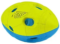 Футбольний м'яч для собак Nerf Dog Rubber Bash з інтерактивним світлодіодом - мініатюра 2