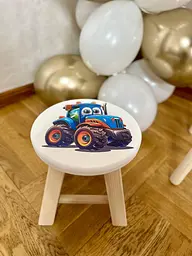 Табурет дитячий Трактор дерев'яний ручної роботи 25 x 25 x 24 см - мініатюра 2