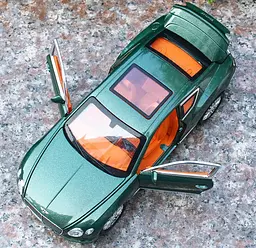 Колекційна металева модель спорткара АвтоЕксперт Bentley Continental GT з інерцією, світлом та звуком 1:24 - мініатюра 7