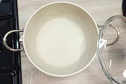 Каструля O.M.S. Collection 3141 з гранітним покриттям з кришкою 22 см 3 л Слонова кістка (Туреччина) - мініатюра 5