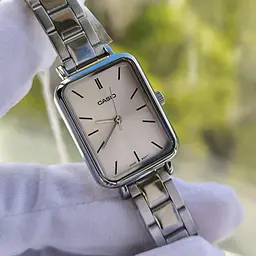 Годинник Casio LTP-V009D-4E - мініатюра 6