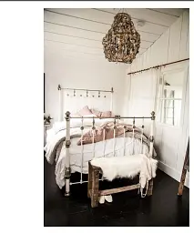 Love Shacks: Romantic cabin charmers, modern getaways and rustic retreats around the world - мініатюра 5