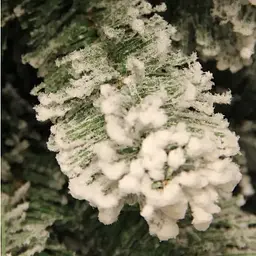 Сосна штучна Black Box Trees Millington з ефектом покриття снігом 1.85 м біло-зелена (8718861279559) - мініатюра 5