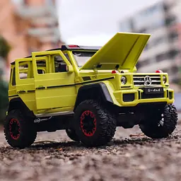 Колекційна металева модель автомобіля АвтоЕксперт Mercedes-Benz G500 4x4 з інерцією, світлом та звуком 1:24 - мініатюра 6