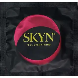 Набір презервативів Skyn Cocktail Club безлатексні з ароматом коктейлів 12 шт. (ROZ6400230351) - мініатюра 3