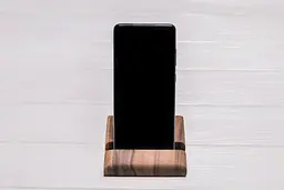 Тримач для мобільного гаджета із дерева ecoWalnut 100х100х18 мм - мініатюра 2