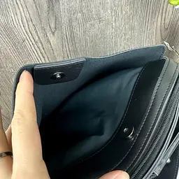 Сумка жіноча через плече стильна містка чорна під рептилію (1425) - мініатюра 6