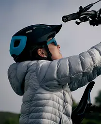 Велошлем POC Axion SPIN XS/S Чорний-Блакитний - мініатюра 3