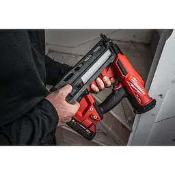 Пістолет цвяхозабивний акумуляторний безщітковий MILWAUKEE, M18 FN16GA-0, 32-64мм (каркас, картонне пакування) - мініатюра 5