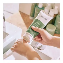 Пінка для вмивання з рослинними екстрактами Original Herb Wormwood Cleansing Foam Fraijour 150 мл - мініатюра 3