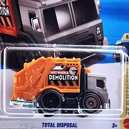 Базова машинка Hot Wheels HW Heavyweights Total Disposal помаранчева (5785) JJM07 - мініатюра 3