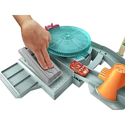 Ігровий набір Hot Wheels Небезпечна траса з м/ф Тачки (GTK92) - мініатюра 4