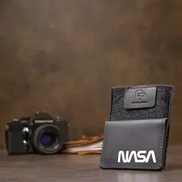 Шкіряна обкладинка для автодокументів з логотипом NASA Grande Pelle 11490 чорний - мініатюра 9