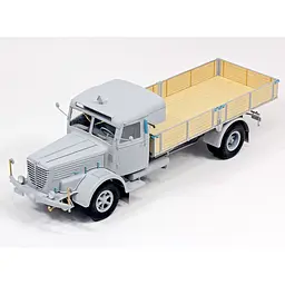 Збірна модель Revell Вантажна машина Bussing 8000 S13 з причепом рівень 5, масштаб 1:24, 716 деталей (RVL-07580) - мініатюра 4