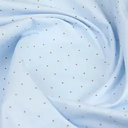 Простирадло на резинці для коляски та люльки Cosas Mini Dots CS2 40х80х5 см (DotsGreyLightBlue_FittedStroller_40х80) - мініатюра 4