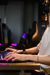 Студійний конденсаторний USB мікрофон Maono РМ461TR RGB з підсвічуванням (Чорний) - мініатюра 8