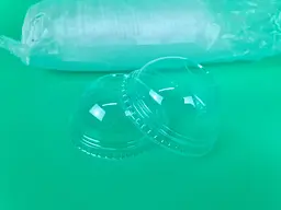 Купольна кришка до склянки, пластик, 50 штук, купольна форма, з отвором, для холодних напоїв і коктейлів