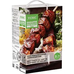 Уцінка. Вино столове Picnic Шашличне напівсолодке біле 9-12% 2 л 