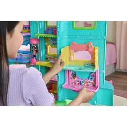 Ляльковий будиночок Gabby's Dollhouse Габбі у кіно: Балкончик-портал Кухня Кексика (SM36277/6074281) - мініатюра 9