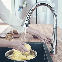 Змішувач для кухні сенсорний Grohe Zedra Touch 30219002, Хром - мініатюра 5