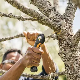 Садова пила складна Fiskars Plus™ SW68, S - 150 мм (1067552) - мініатюра 4