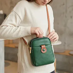Невелика сумка трапеція для жінок з натуральної шкіри Vintage 22268 зелена - мініатюра 2
