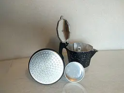 Кавоварка гейзерна Bohmann BH 9706 300 мл - мініатюра 8