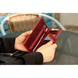 Портмоне вертикальне з хлястиком GRANDE PELLE 18х9х1.5 см acs0032208 - мініатюра 4