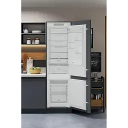 Холодильник Hotpoint HAC20T321 вбудований з морозильною камерой - мініатюра 2