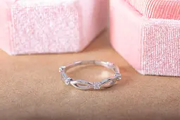 Каблучка з родієвого срібла з фіанітами 15.5 SK-0008 - мініатюра 4