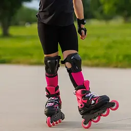 Ролики з комплектом захимту Rollerblade Microblade Combo 28-32 Чорний-Рожевий - мініатюра 2
