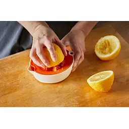 Прес Fiskars Form для цитрусових Form (1016125) - мініатюра 6