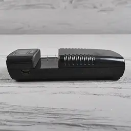 Універсальний зарядний пристрій Soshine SC-M20 з LCD дисплеєм (для фотоапаратів, відеокамер) - мініатюра 6