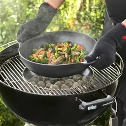 Чавунна сковорода Вок Weber Gourmet BBQ System зі вставкою пароваркою та кришкою (8856)