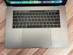 Ноутбук Apple MacBook Pro 15" i7-8850H/32/512 (C02Y61XRJGH6) Б/в - мініатюра 2