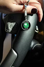 Срібний брелок Skoda (Шкода) (9017.1) - мініатюра 2
