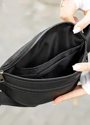 Жіноча шкіряна сумка бананка Sambag Tirso BTT чорнa 31 × 12 × 5 см (81339001) - мініатюра 9