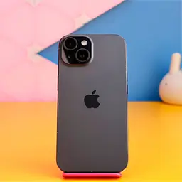 Смартфон Apple iPhone 15 128GB Black (MTP03) Б/У [174138]
