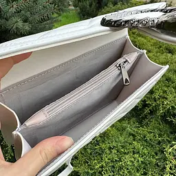 Сумка жіноча через плече крос-боді стьобана маленька на ланцюжку Біла (1222) - мініатюра 6