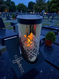 LED лампадка на могилу 25×16 см на сонячній батареї тепле світло №3 - мініатюра 8