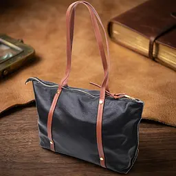 Дивовижна двокольорова сумка жіноча з натуральної шкіри Vintage 22303 чорний - мініатюра 4