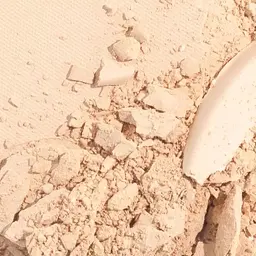 Пудра для обличчя Lumene Stay Luminous Matte Powder відтінок 1, 10 г - мініатюра 2