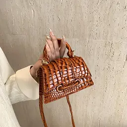 Міні-сумочка через плече з екошкіри Lilly P2-8574C коричнева